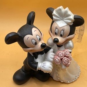 Disney Mickey and Minnie Porcelain Cake Topper